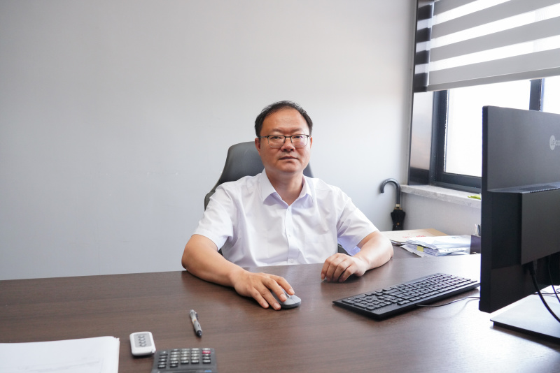 齊活了，優(yōu)秀共產(chǎn)黨員 李忻.jpg